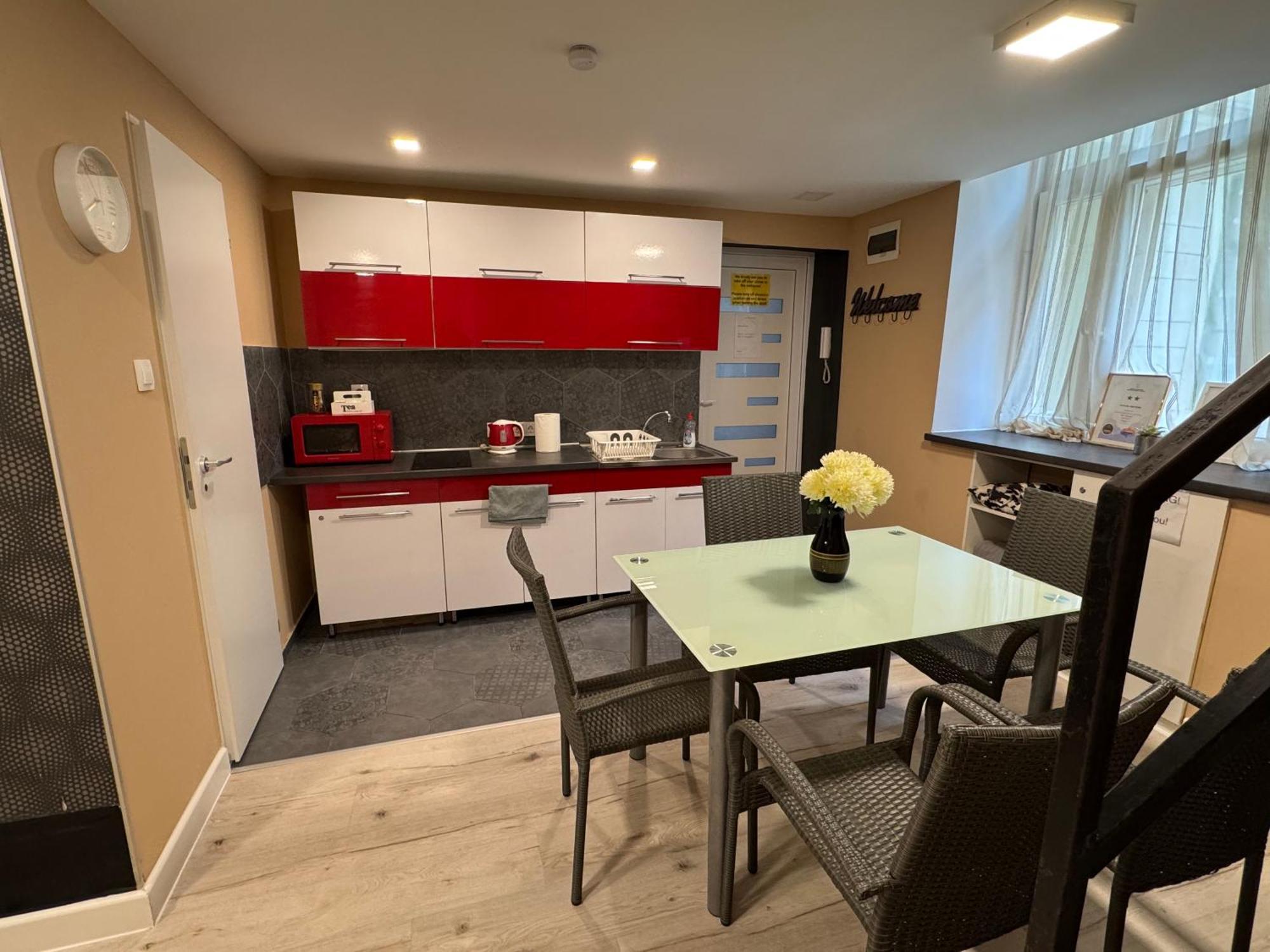 Apartamento Stylish Apartment In Central Budapest - Perfect For Couples, Groups And Sightseers Budapeste
